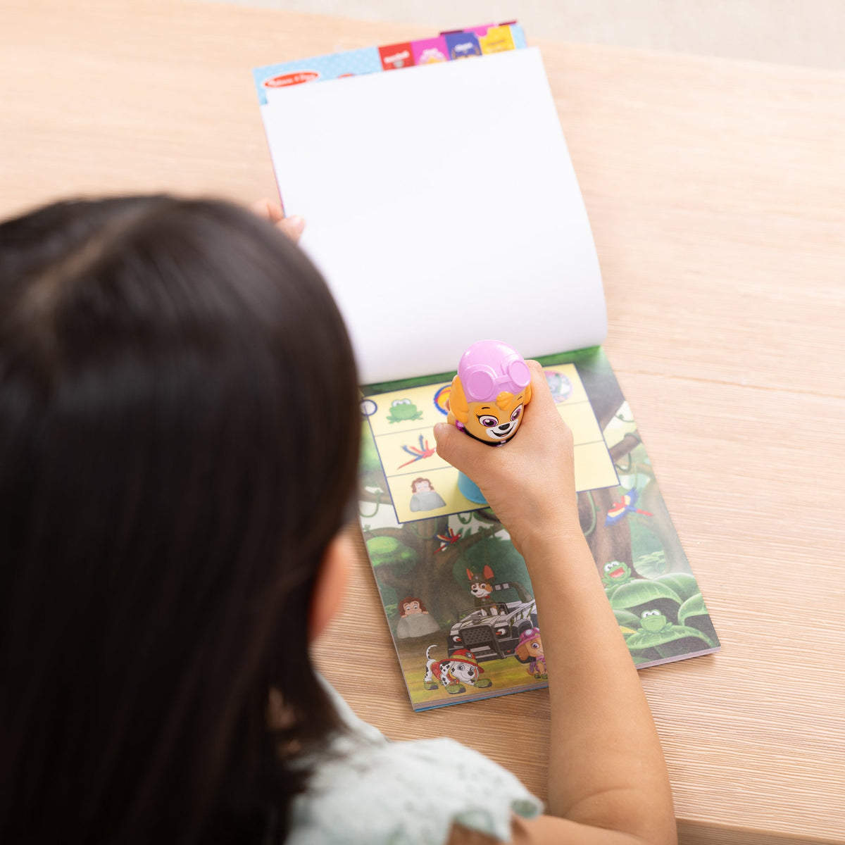 Sticker WOW!™ Activity Pad & Sticker Stamper - PAW Patrol Skye