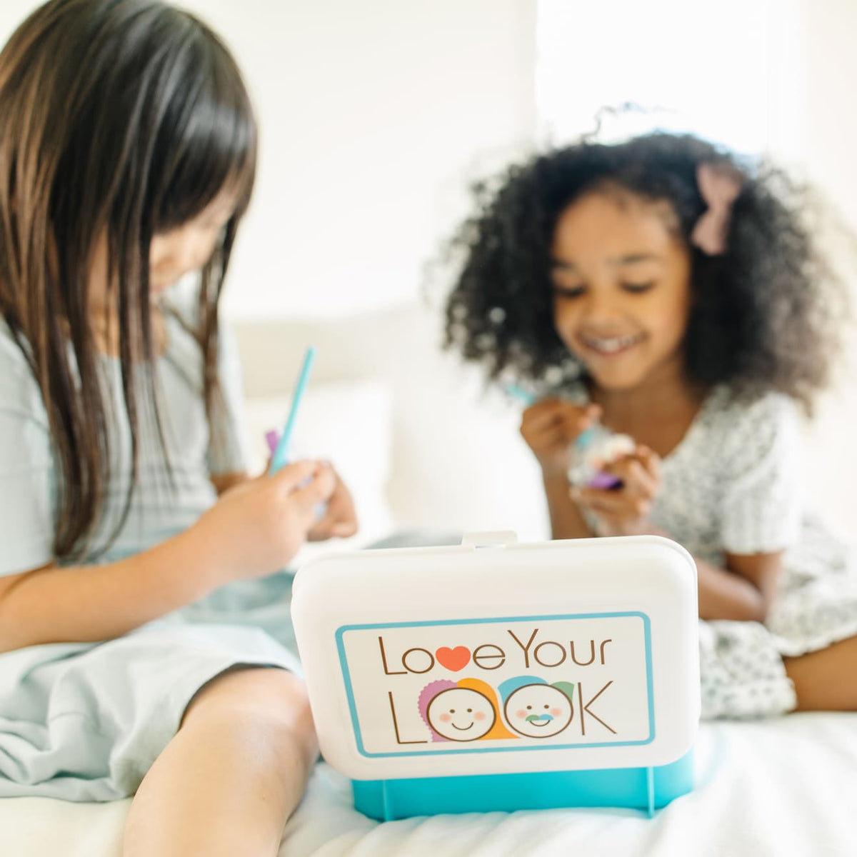 LOVE YOUR LOOK - Makeup Kit Play Set