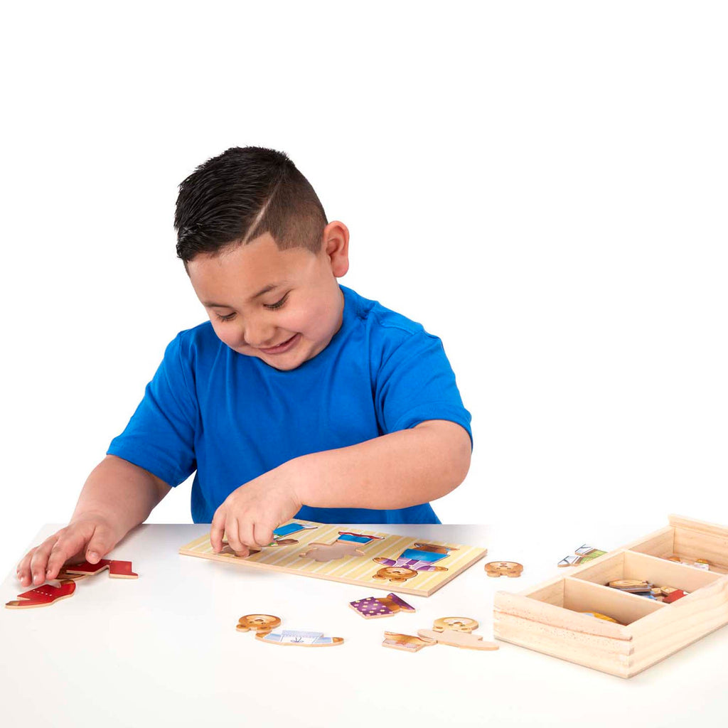 Bear Family Dress-Up Puzzle - 45 Pieces